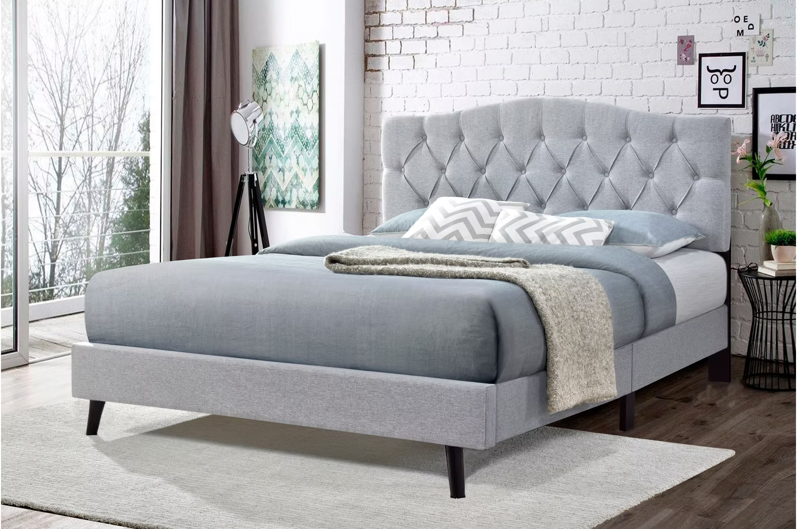 Sarah Bed Queen